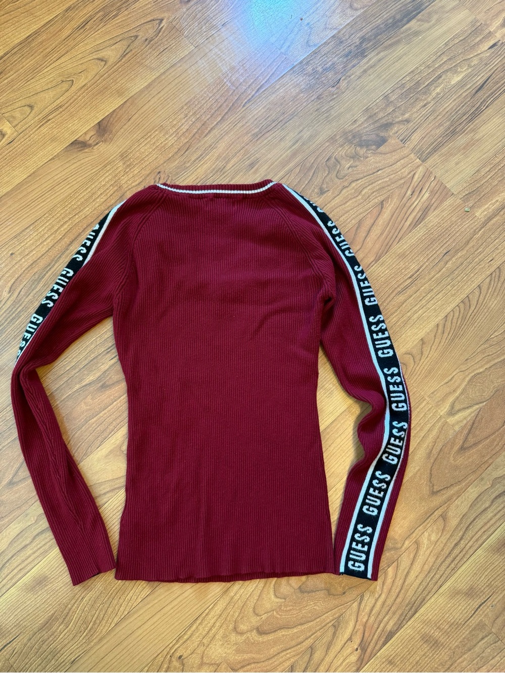 Guess Red Ribbed Sweater with Branded‎ Tag - M - Picture 5 of 7
